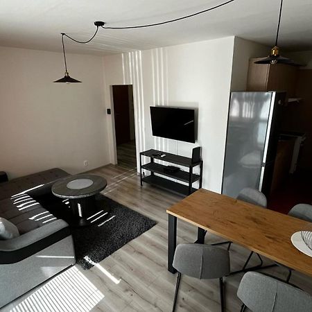 Apartman Bss Trencin Bagian luar foto