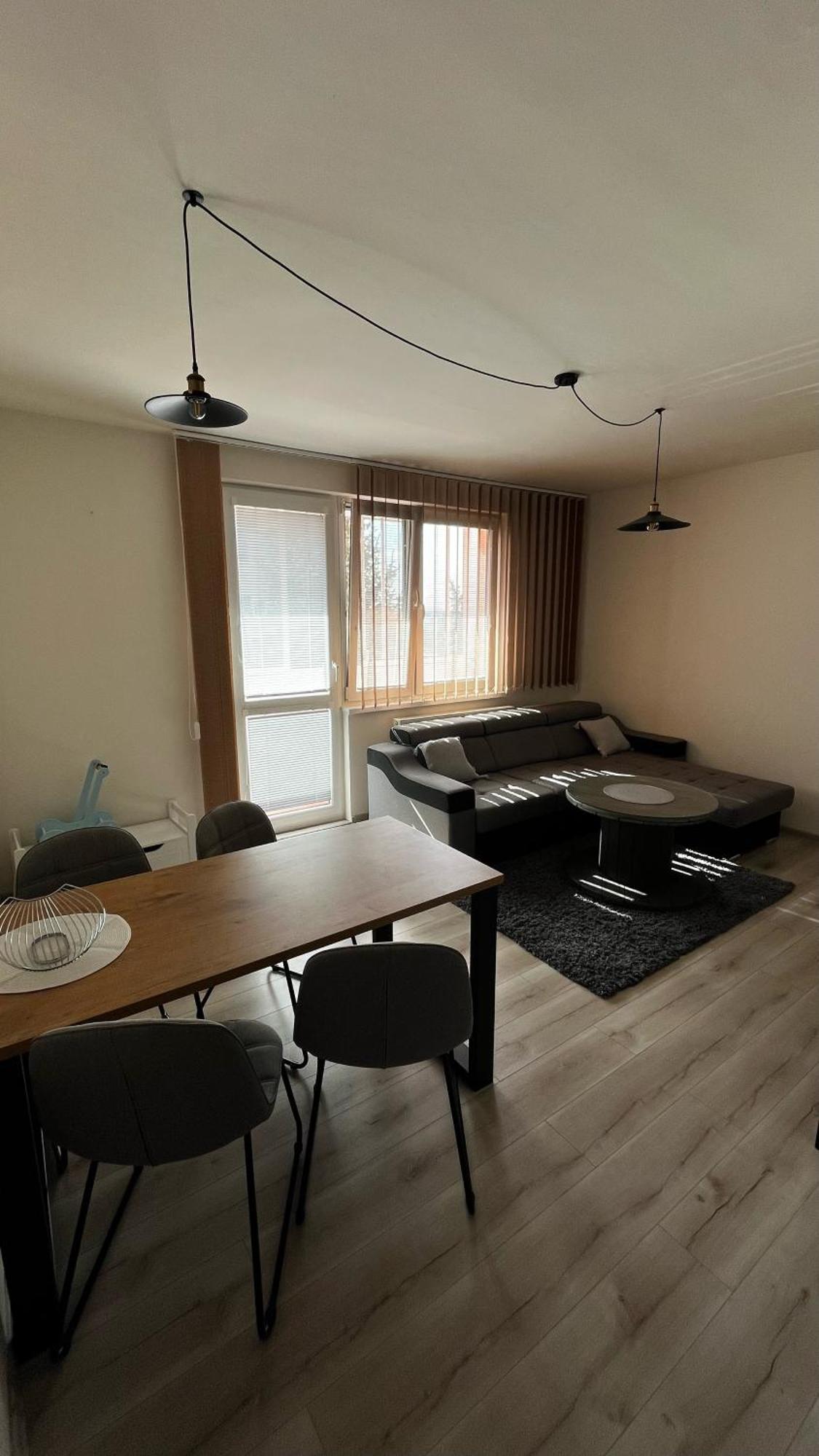 Apartman Bss Trencin Bagian luar foto