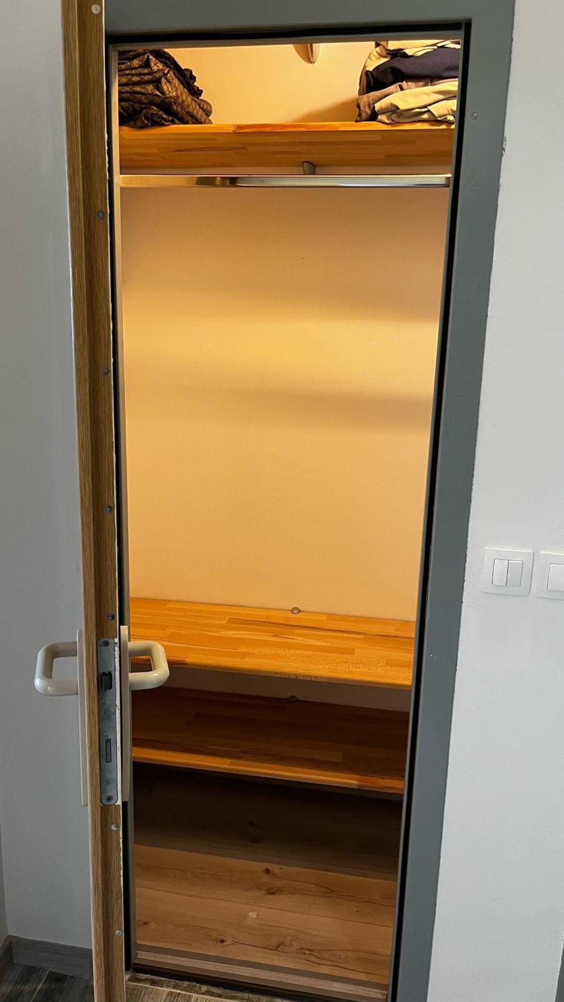 Apartman Bss Trencin Bagian luar foto